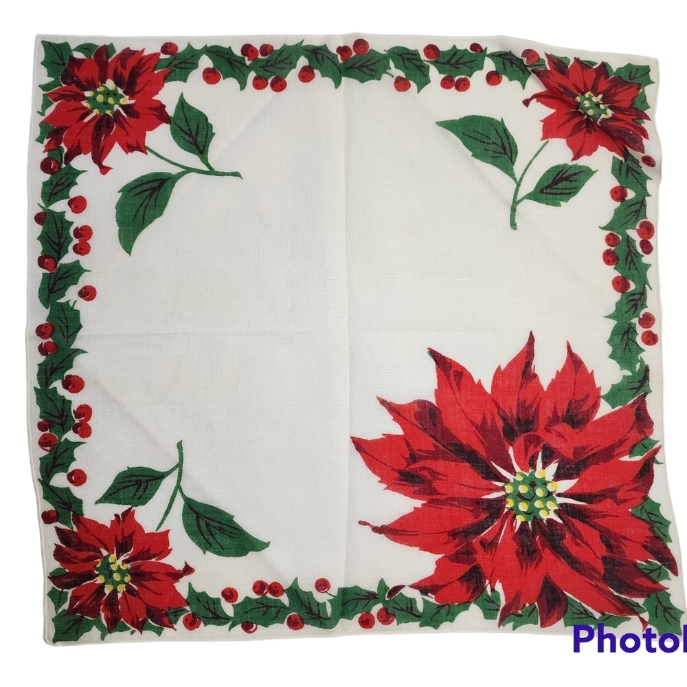 Red Green Christmas Pointsetta Handkerchief Hanky 1275 X 125 Inches Sq